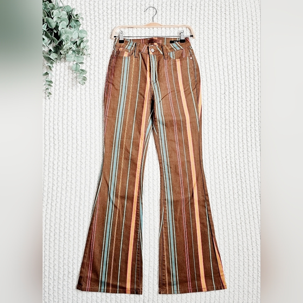 Judy Blue Mid Rise Classic Flare Jeans Retro Tan Blue Striped Stretch 1/25 - Picture 2 of 12
